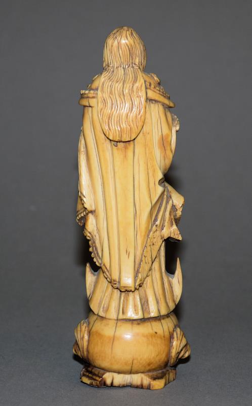 0384-Mondsichel-Madonna aus Elfenbein, indo-portugisisch, Goa 18. Jh