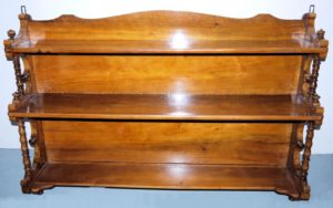 0735-Gründerzeit-Wandregal - K&K - Auktionen in Heidelberg