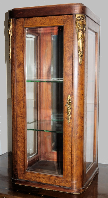 0502-Verspiegelte Tischvitrine des Art Deco um 1900/20 – K&K