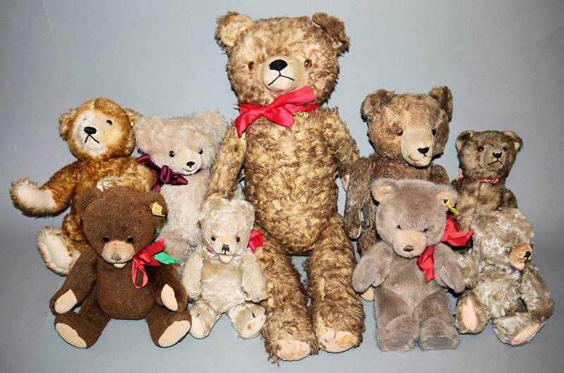 Sammlung von 9 Teddy-Bären, Steiff, Hermann u.a. ab 1960er Jahre