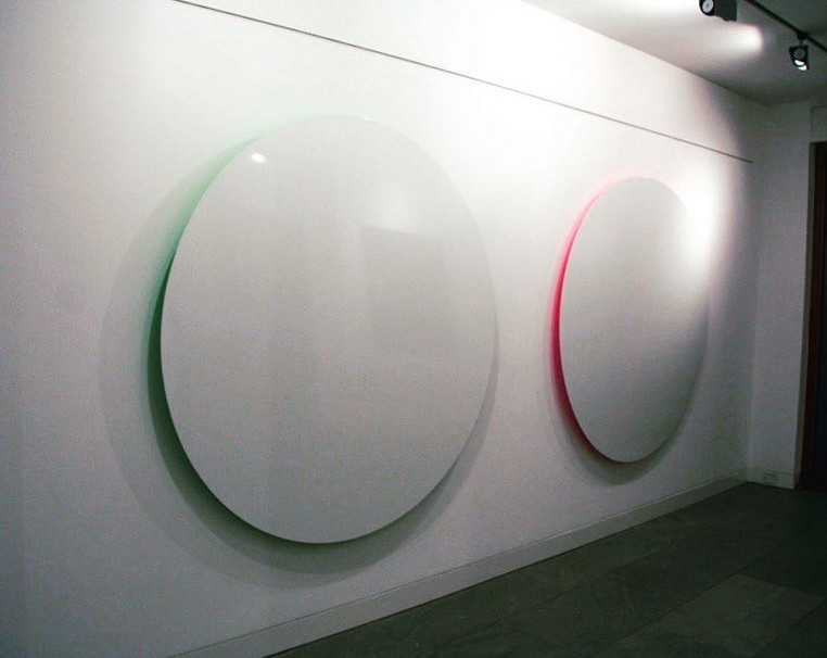 0420-Ruby Anemic, Hidden Art Magenta, große Wandplastik aus Aluminium von 2008 – Bild 3