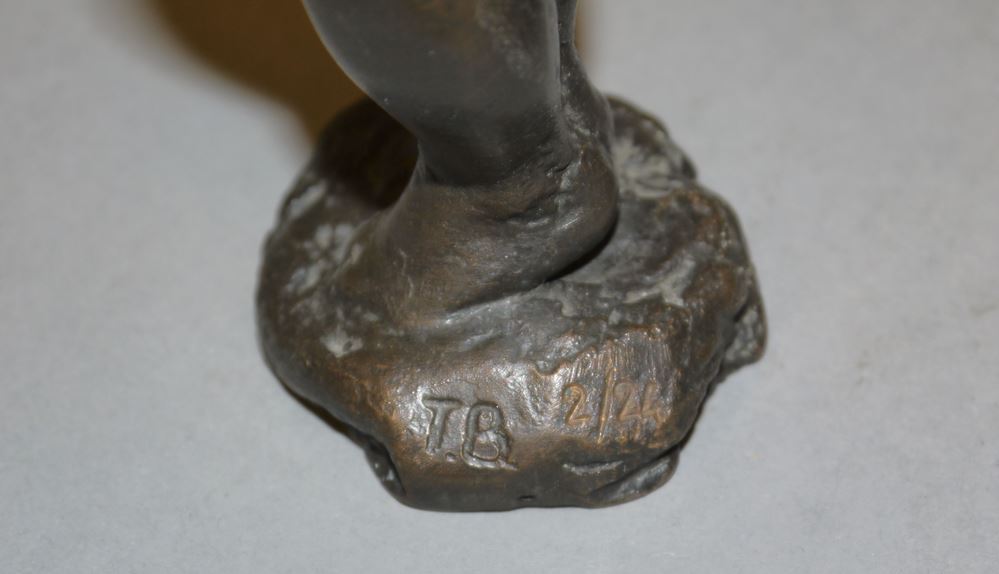 0201-Richard Heß, Weiblicher Halbakt, Bronzeplastik & Thomas Burhenne, Zwei weibliche Akte, 2 Bronzeplastiken - Image 3