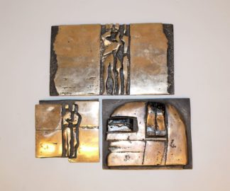 0286-Helmut Lander, Kopf, Stehendes Paar und Paar im Gang, 3 Bronzereliefs von  1985/1992