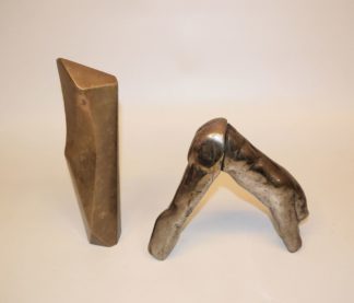 0338-Monogrammist B, Stele, Bronze & Anonym, zweiteiliger männlicher Torso, Bronze, versilbert