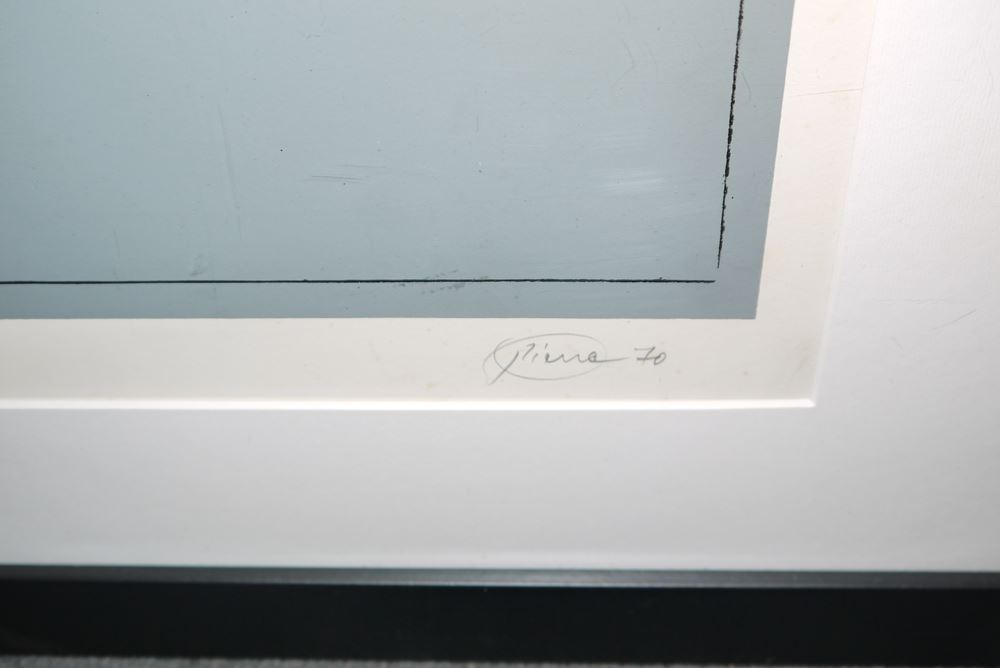 0389-Otto Piene, Schwarze Sonne auf Grau, signierte Farbserigraphie von 1970, gerahmt – Bild 2