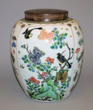 0566-Großer Vorratstopf der Kangxi-Zeit, China um 1700, restauriert