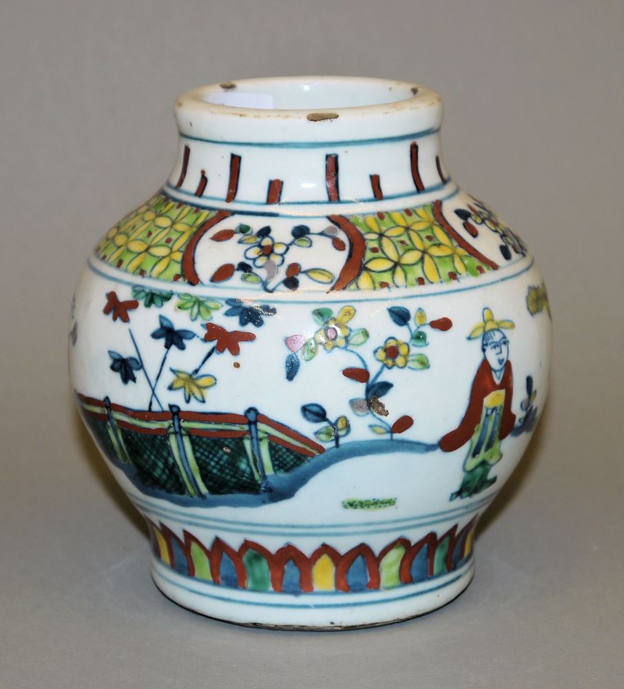 0570-Kleiner Doucai-Topf, wohl Wanli der Ming-Zeit, China um 1600 – Bild 2