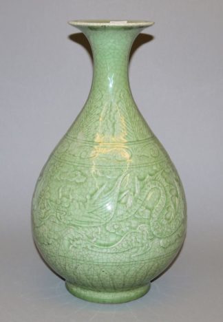 0584-Große Seladon-Flaschenvase, China 20. Jh.
