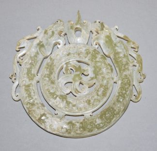 0597-Archaisierende chinesische Jade-Scheibe