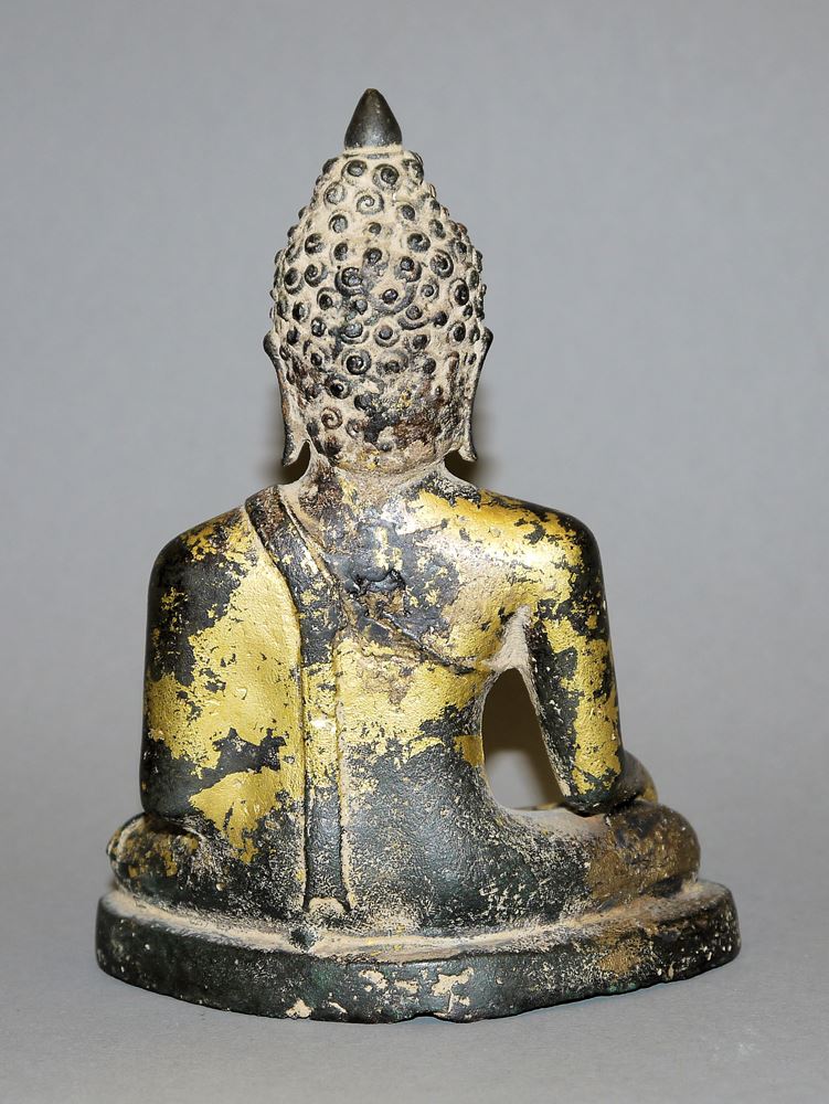 0637-Bronzeplastik des Buddha, Chiang Saen-Stil, Nord-Thailand, wohl 15. Jh. – Bild 2