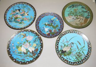 0652-Fünf Cloisonné-Teller mit Vogelmotiven, Meiji-Zeit, Japan um 1900