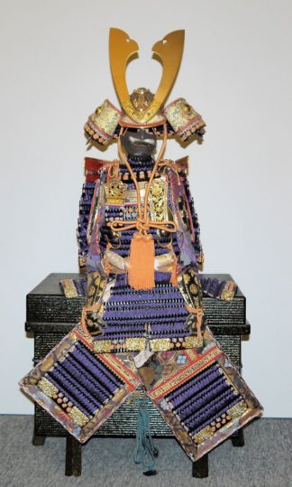 0669-Gogatsu-Ningyo, Miniatur Rüstung eines Samurai, Japan, 20.Jh.