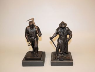 0733-Friedrich Johann Reusch, Siegländer Bergmann und Siegerländer Hüttenwerker, zwei Bronzeplastiken, Königsberg um 1890
