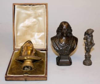 0748-Drei figürliche Petschafte, einmal Bossuet-Büste von Georges Tonnelier, einmal Jeanne d'Arc-Büste von Luca Madrassi & Amor, Bronze, um 1900