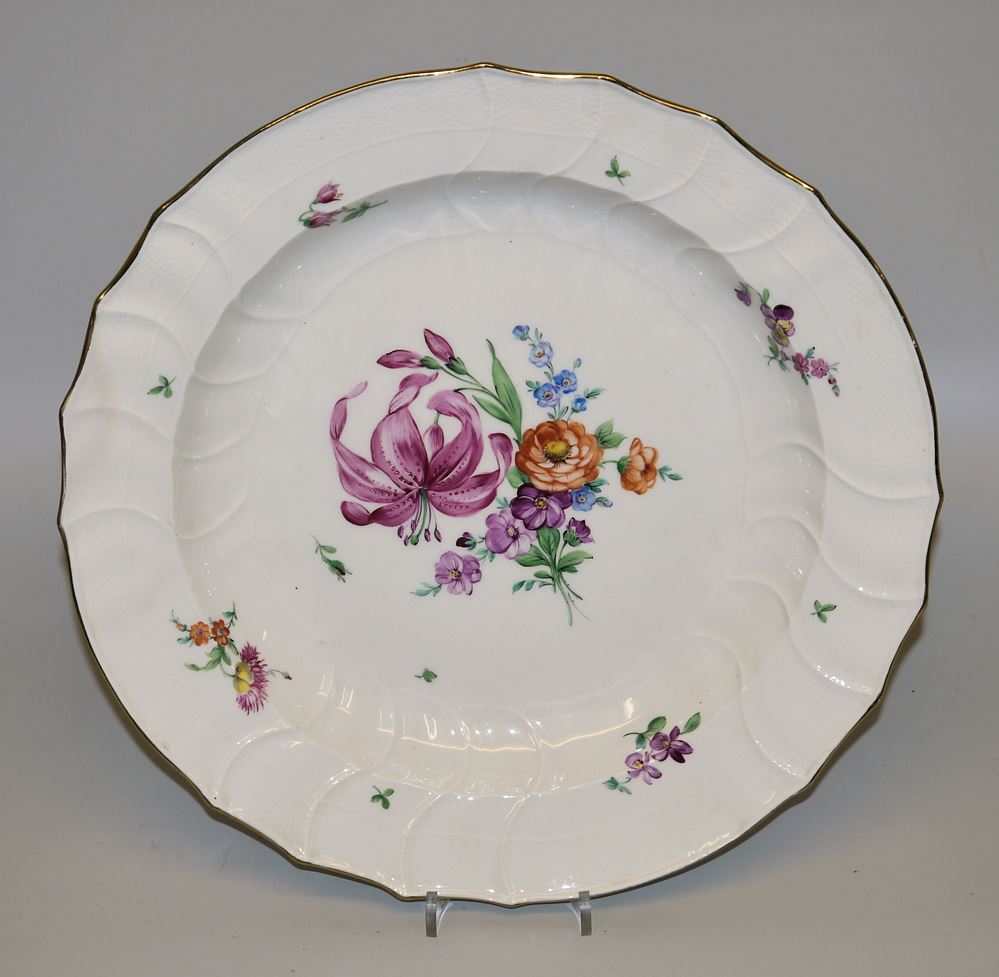 0849-Porzellanplatte mit Vögeln und Blumen, Kgl. Meißen, Mitte 18. Jh. und Porzellanteller mit deutschen Blumen, KPM-Berlin, 1. H. 19. Jh. – Bild 3