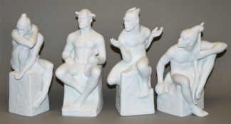 0884-Vier männliche Zodiak-Figuren von Pia Langelund für Royal Kopenhagen aus weißem Bisquitporzellan