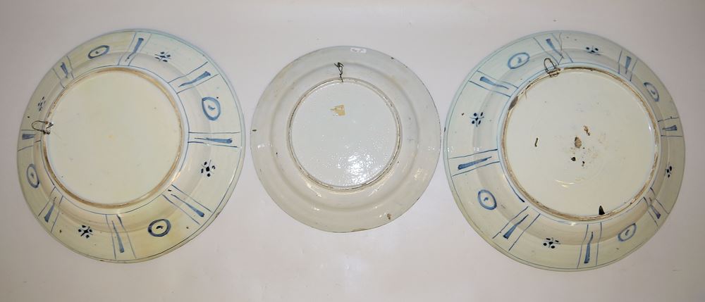 0893-Zwei große Delfter Kraak-Schalen im Wanli-Stil und eine kleinere Schale, Niederlande Ende 17. Jh. – Bild 2
