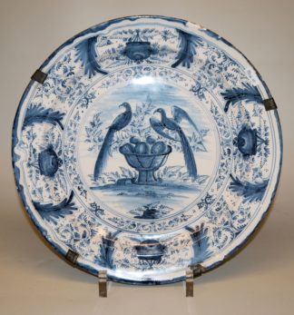 0895-Großer Fayenceteller mit Vogelpärchen, Nürnberg, Anfang 18. Jh.