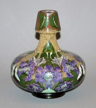 0902-Nicolaas Brantjes, Fayence-Vase des Jugendstils, Purmerende, Niederlande um 1900