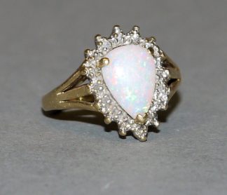 0965-Opalring mit Brillanten, Gold