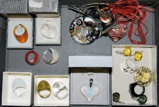 0996-Sammlung Glas-Schmuck von Lalique, Murano u.a.