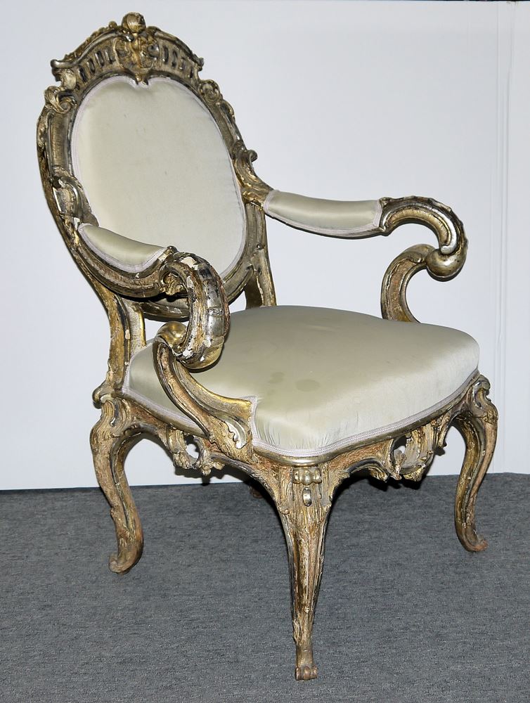 1030-Prachtvoller Sessel des Rokoko, gefertigt im Auftrag von Friedrich II. von Preußen für das Stadtschloss Potsdam um 1745 – Bild 2