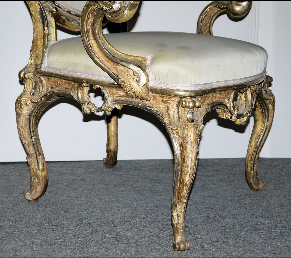 1030-Prachtvoller Sessel des Rokoko, gefertigt im Auftrag von Friedrich II. von Preußen für das Stadtschloss Potsdam um 1745 – Bild 3