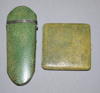 1087-Zwei feine Galuchat-Etuis, Frankreich 19. Jh.