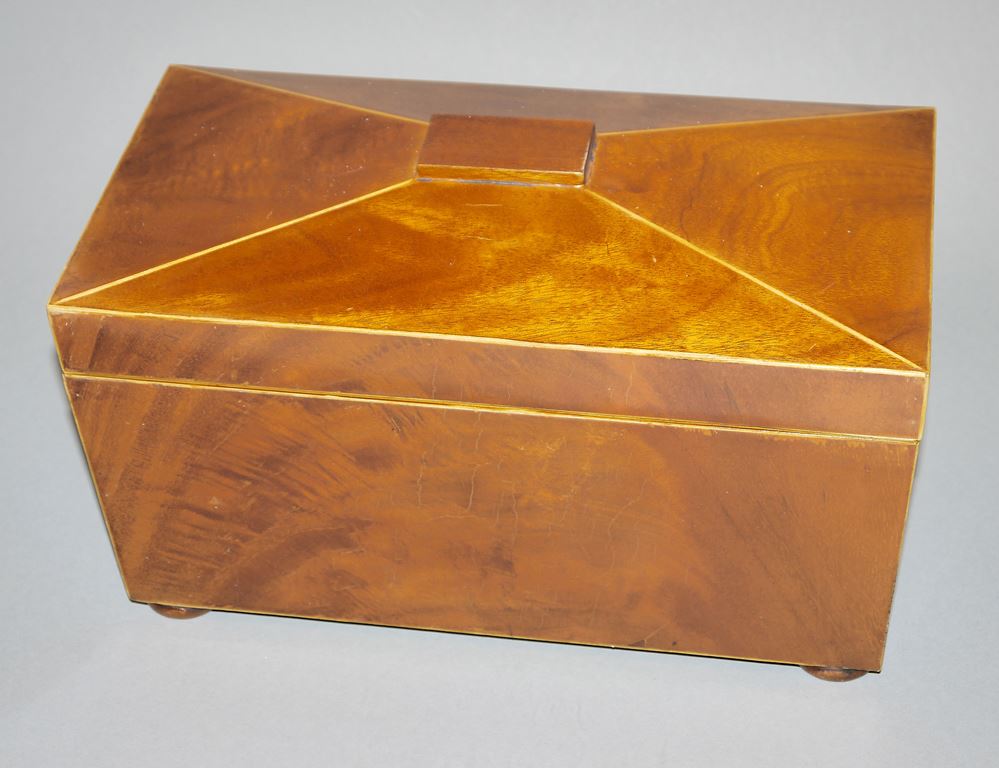 1089-Tea Caddy, englische Teetruhe, wohl 1. H. 20. Jh. – Bild 2