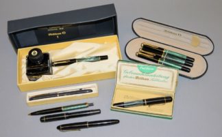 1112-Sechs Schreibgeräte Pelikan und sechs weitere Füller und Stifte der 1930er Jahre