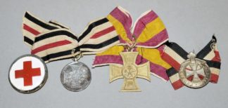 1145-Vierteiliger Ordensnachlass Baden und Preußen einer Krankenschwester 1870/71
