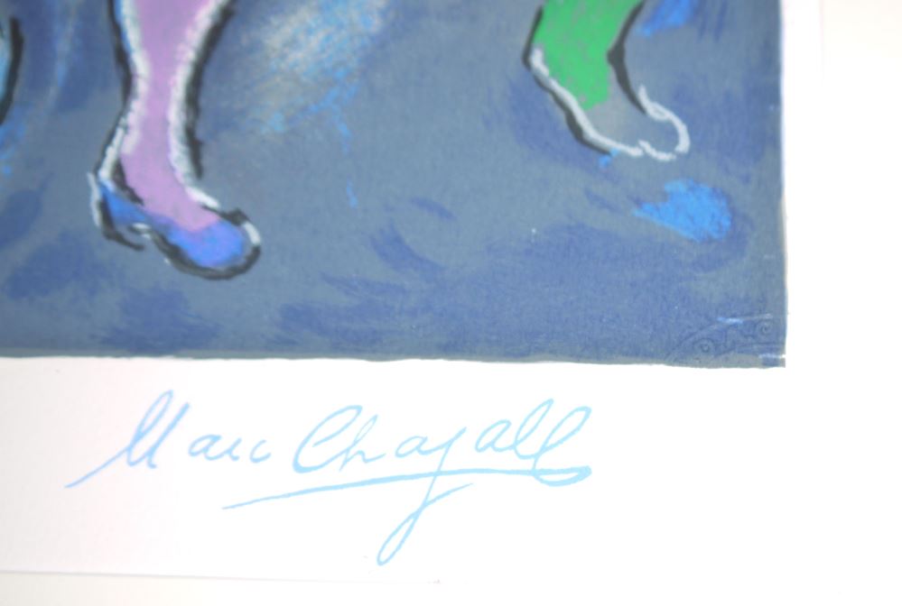 0074-Marc Chagall, "Les Maries Au Village", große Farbserigraphie - Image 2