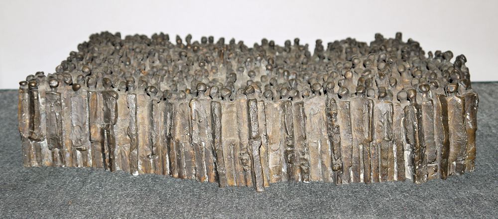 0248-Manfred Kieselbach, Protest, Bronzegruppe von 1998 mit monographischem Ausstellungskatalog und Karten-Set (abgebildet) – Bild 3