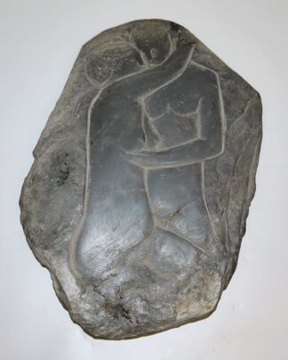 0422-Fritz Schwarzbeck, Liebespaar, in Umarmung, Schiefer-Relief