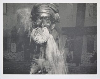 0469-Rosemarie Trockel, Videostill aus: "Singend kehrte ich heim. Pablo Neruda inspiriert", signierter Druck von 2000