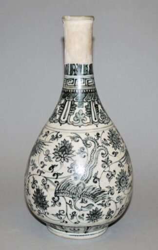 0532-Yuhuchunping mit Phönix, Flaschenvase der Yuan/Ming-Zeit, China 14./15. Jh.