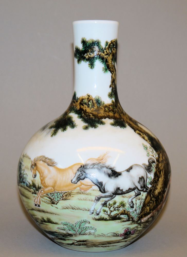 0548-Porzellanvase mit Bildmotiv nach Giuseppe Castiglione, China 20. Jh. – Bild 2