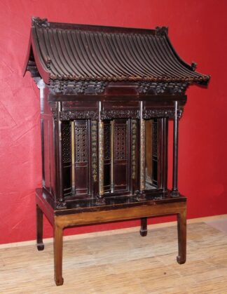 0572-Ein daoistischer Ahnenschrein der Qing-Zeit, China 19. Jh.