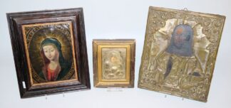 0739-Zwei russische Ikonen des 19. Jhs. & Andachtsbild des 18. Jhs.: Christus & Muttergottes Hodegetria, beide mit reichem Oklad sowie Jungfrau Maria Öl/ Kupfer, gerahmt