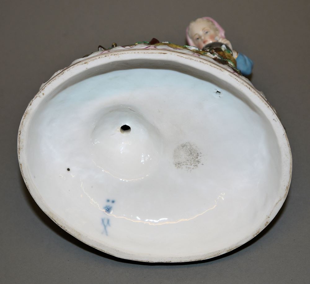 0786-Allegorie des Winters, Porzellangruppe, frühe Ausformung der Marcolini-Zeit, Kgl. Meißen um 1800 - Image 3