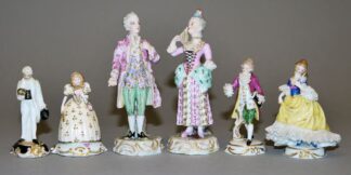 0806-Drei Porzellanpaare "en miniature" von Rosenthal, Volkstedt und Passau um 1900/10