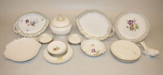 0849-Sammlung KPM-Porzellane, u.a. Kurland, Feldblume, Goldringe, Neuosier