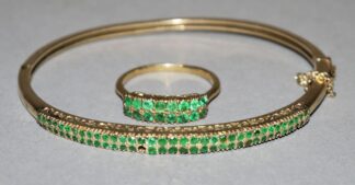 0918-Schmuck-Set: Armreif und Ring mit Smaragden, Gold, 1950er Jahre