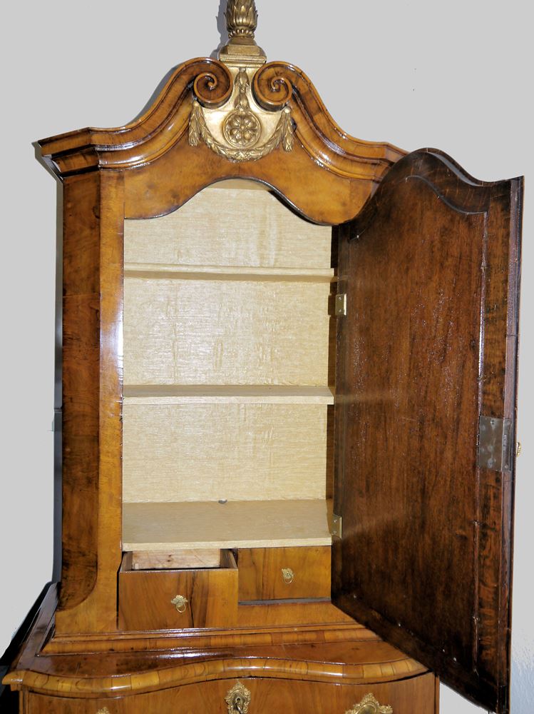 0970-Repräsentative Spiegelaufsatzkommode des Barock um 1750/70 - Image 2