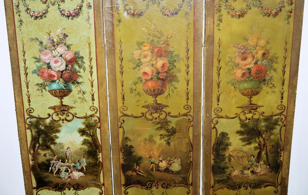 0973-3 Flügel eines Boudoir - Paravents mit Rosen und galanten Szenen, Öl/Lw., 18. / 19. Jh. - Image 2