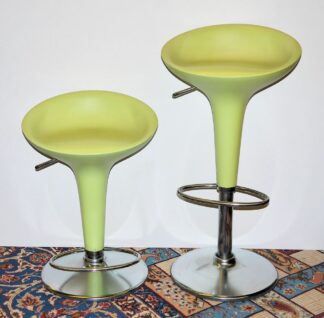0987-Paar ikonische Barhocker "Bombo" von Stefano Giovannoni