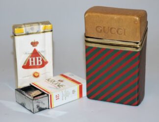 1048-Gucci Zigaretten-Etui und Hermès Seidenschal