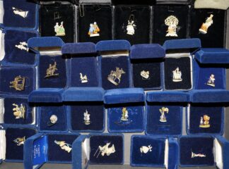 1066-Große Miniaturen-Sammlung von Randall Zadar und Robert Olszewski, Ende 20. Jh.