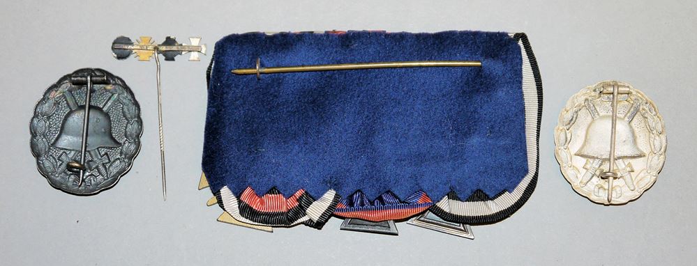 1093-Dreiteilige Ordensspange Oldenburg, Miniaturnadel u. Verwundetenabzeichen in Schwarz und Silber, Kaiserreich 1914-1915 - Image 2
