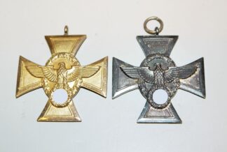 1100-Zwei Polizei-Dienstauszeichnungen in Silber und Gold, ohne Band